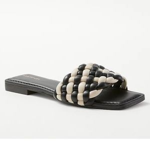 NIB Ann Taylor Woven Puffy Leather Sandal Slide Size 8.5